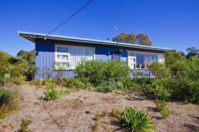 Greens Beach Bargain!
