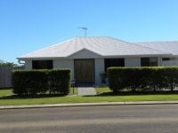 2/119 Davidson Street, Bargara