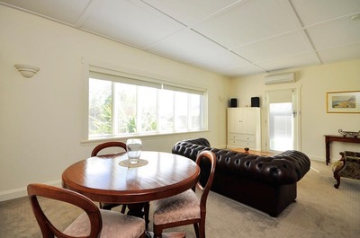 Stylish One Bedroom Apartment