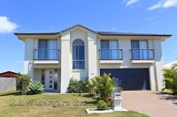 22 Toppers Drive, Coral Cove