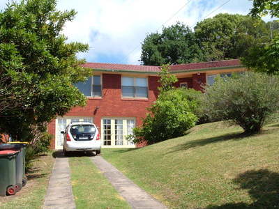 LOCTAION LOCATION LOCATION !!! AT A GOOD PRICE