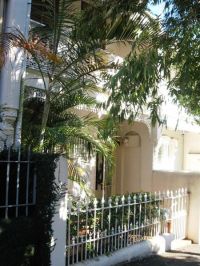 SPACIOUS 2 BED TERRACE + A STUDY IN AN EXCELLENT LOCATION