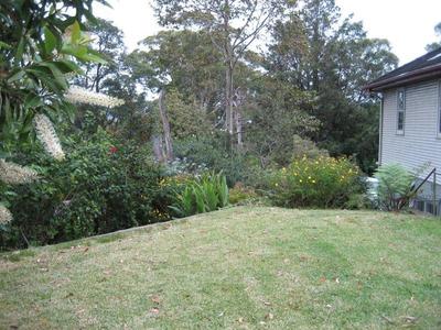 RARE OPPORTUNITY TO BUILD YOUR OWN HOUSE NESTLED AMONGST ESTABLISHED GARDENS IN THE SOUGHT AFTER SUBURB OF LEAFY MANGERTON
