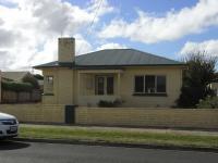 Family Home Close To All Amenities