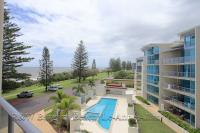 Unit 42 Dwell 107 Esplanade, Bargara