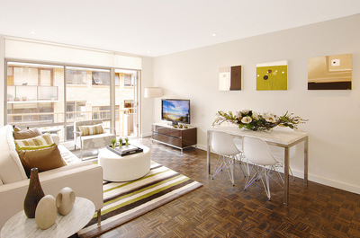 Designer flair – 3 bedrooms + parking