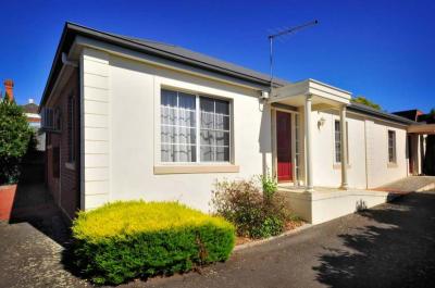 Fully Furnished Executive Unit