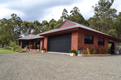 5 Acres Large Family Home