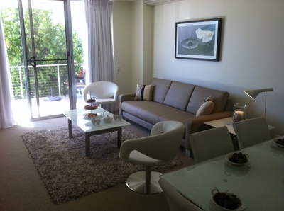 Ground Floor Unit with Large Back Courtyard