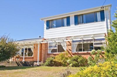 Stunning Views From This Large Home With Granny Flat