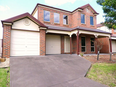 2 Storey, Mountain Views