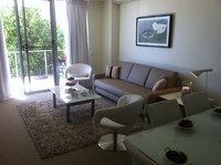 Ground Floor Unit with Large Back Courtyard