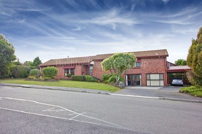 Ideal Family Home!