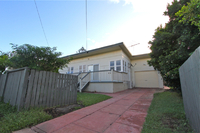44 Redbank Road, Redcliffe