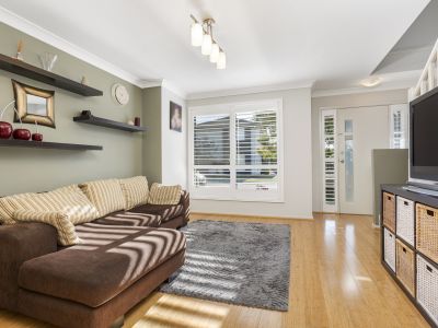 1 Whitfield Pde, Hammondville