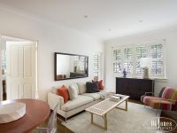 CLASSIC ART DECO 2 BED APARTMENT IN A SOUGHT AFTER LOCATION