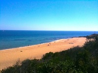 Enjoy million dollar life-style with beach front water views with budget costs. Flat Share, 1 Room and 1 Bathroom.  