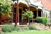B&B Luxury Indulgence - One of Rutherglen's Original Houses