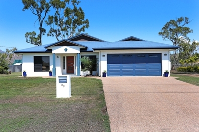 IMMACULATE FAMILY HOME- THEATRE ROOM + SHED+ HALF ACRE- PRICED REDUCED-  MAKE AN OFFER TODAY!