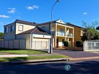 Elegance, style family home in exclusive location