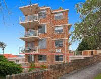 Harbour Views! Level Entry! Walk to Ferry! (Guide: Bidding from High $500,000s).
