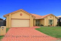House 11, 5 Robert John Circuit, Coral Cove