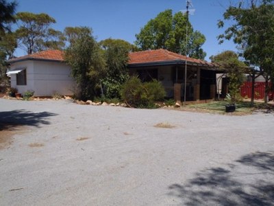2 bedroom - Morawa