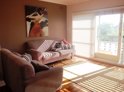 SUNNY 2 BEDROOM APARTMENT