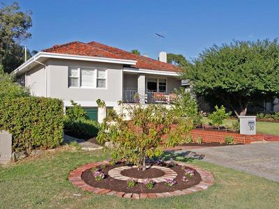 30 Halse Crescent