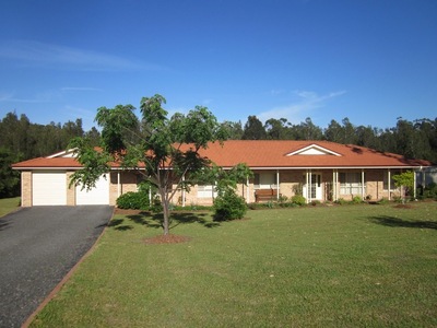 PRESTIGIOUS HOME on 2.7 ACRES