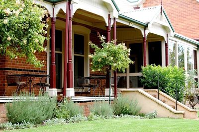 B&B Luxury Indulgence - One of Rutherglen's Original Houses