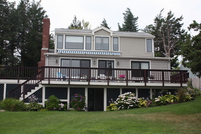 Outstanding Planting Island waterfront! The serenity of the sea at your doorstep!