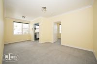 MODERN ONE BEDROOM, GREAT LOCATION