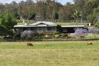  FABULOUS ACREAGE LIFESTYLE