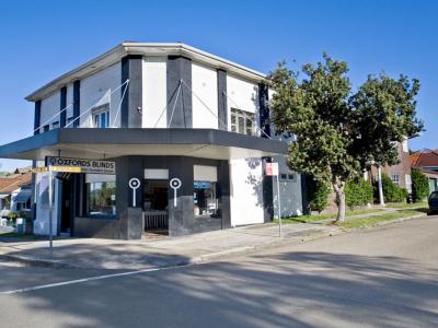 Entire Block of Five Apartments + One Shop