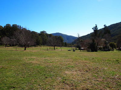 Land on the Ovens River