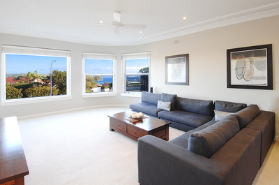 House-sized apartment with dazzling harbour panorama
