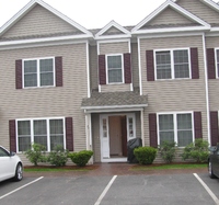 Fabulous Townhouse in a super location! Near Tufts - Davis + Ball Squares!
