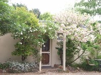 Adina Lodge -Location! Lifestyle! Income!