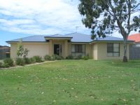 4 Betty Close, Coral Cove