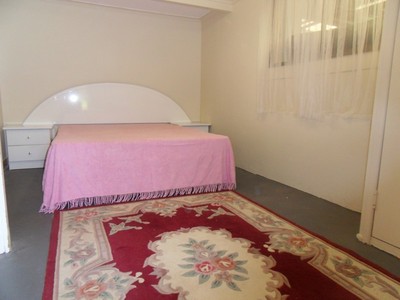 Large room including electricity and internet! Short lease available!