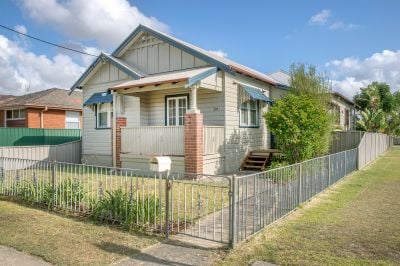 94 Lockyer Street, Adamstown