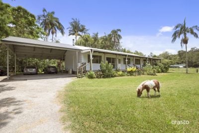 Horse Lovers – Rustic charm amidst picturesque surrounds – Convenient Location