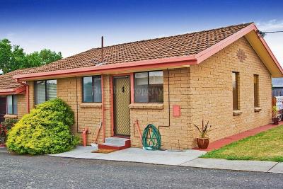 Light & Bright South Launceston Unit