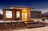Contemporary Family Comfort in Serene Surrounds