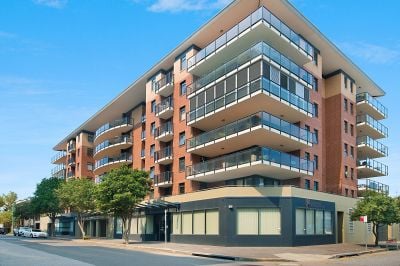 301/4 Ravenshaw Street, Newcastle West