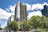 Price Reduced! Sunny North-Facing 3-Bed Corner Apartment