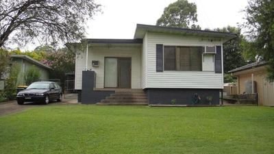 Neat as a Pin - Family Home in Quiet Street