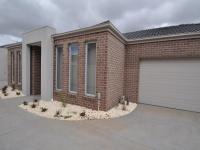 Brand New 3 Bedroom Home in Family Friendly Point Cook!