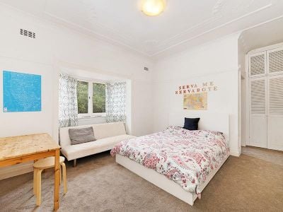 CUTE AND COSY STUDIO IN BEACHSIDE LOCATION